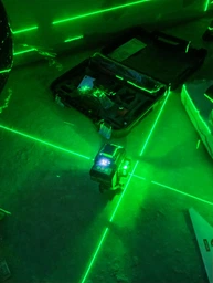 Аккумуляторный лазерный уровень 4D Vollyx с 16 360° линиями и зеленым лучом самонивелирующийся нивелир в чехле красный фото от покупателей 1