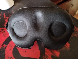 Маска для сна 3D анатомическая, светонепроницаемая 100%, дышащая, с регулируемой застежкой, черная (унисекс) фото от покупателей 1