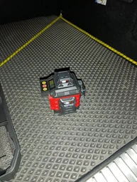Лазерний рівень нівелір Laser Level Meter 3D-4D 2 акумулятори 16 ліній зелений промінь зі штативом в кейсі червоний