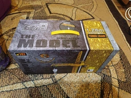 Подъемный кран на радиоуправлении A-Toys с каской 128 см 8064E