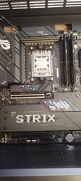 Материнська плата Asus ROG Strix B850-E Gaming Wi-Fi (sAM5, AMD B850, PCI-Ex16) фото від покупців 1