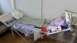 Электрическая напольная сушилка для белья 230 Вт 148×54×93 см складная с подогревом перекладин и боковых крыльев до 55°C
