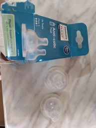 Силіконова соска Philips Avent Natural 6 міс + 2 шт для густої їжі SCY966/02 (8710103985174) фото від покупців 1