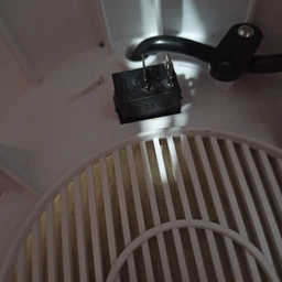 Керамический обогреватель настольный энергосберегающий AIR HEATER 1200W мини LED DL белый MX-00008902W