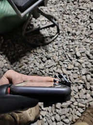 Джойстик / геймпад для мобільного телефону AK-66 для гри в 6 пальців PUBG Mobile фото від покупців 2