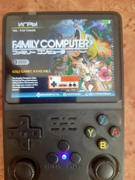 Портативная ретро игровая консоль R36S 3.5" IPS, 3500mAh, 10000+ игр, поддержка NES/SNES/PS1/GBA, портативная приставка (черная)