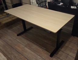 Стіл з регулюванням висоти Sense7 Nojo Light 140×70 см, електричний, коричневий фото от покупателей 1