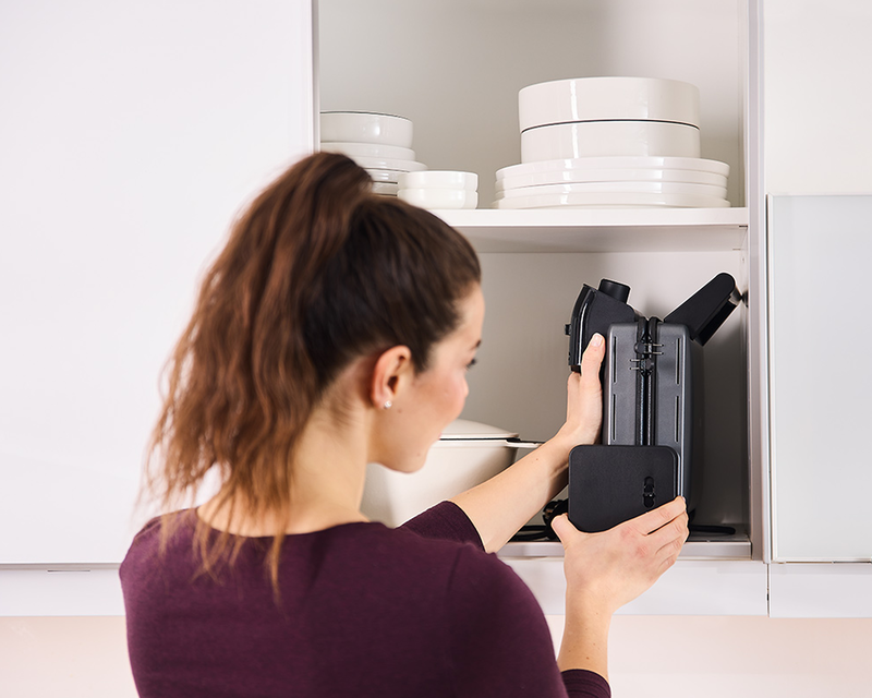 Компактний – підходить навіть для маленької кухні.