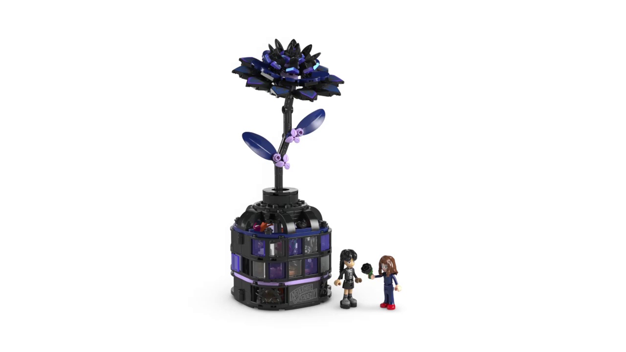 Конструктор LEGO Wednesday Цветок черной георгины 358 деталей