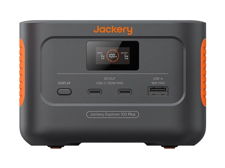 Панель зарядної станції Jackery Explorer 100 Plus із портами USB-C та USB-A
