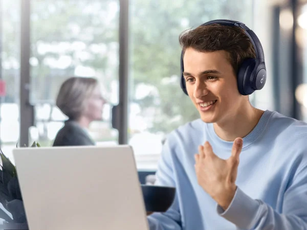 Кристально чистые звонки с наушниками soundcore Q20i
