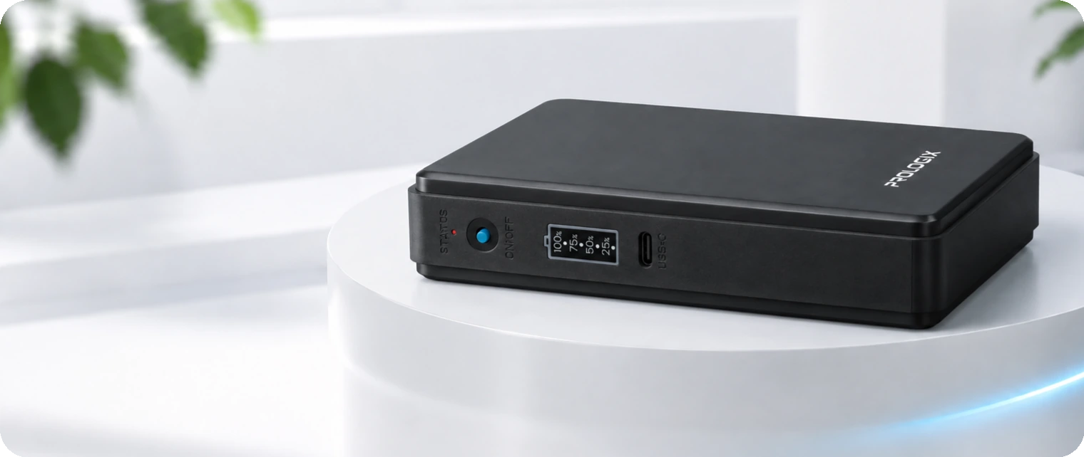 Mini UPS Prologix PLP1830ECO рядом с комнатным растением