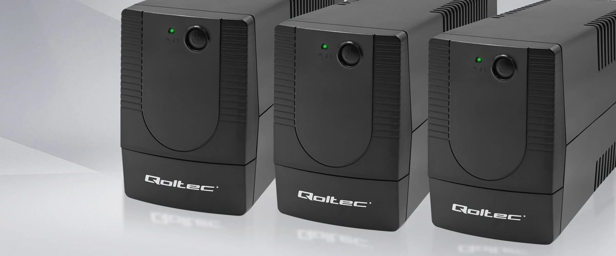 Три ИБП Qoltec Monolith