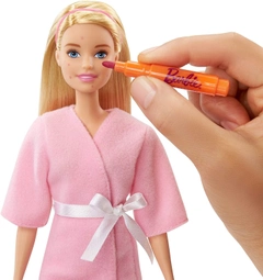 Игровой набор Barbie Спа уход за кожей (GJR84)