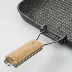 Сковорода ІКЕА HUSKNUT 36х26 см чорний (70453012) – купити