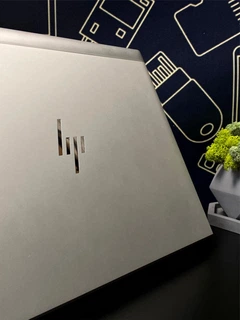 Ультрабук HP EliteBook 830 G8 / 13.3