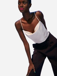 トップス M アシンメトリーチョーカートップス（ニット/セーター）｜bita