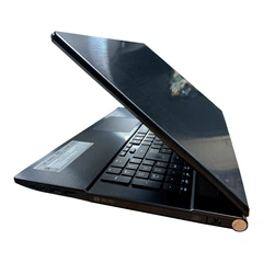 ●　Acer Aspire V3-772-i7(4702MQ-2.20㎓） Игровой ноутбук Acer Aspire V3-772G/ 17.3