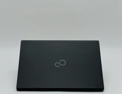 Ноутбук-трансформер Fujitsu LifeBook U939 / 13.3
