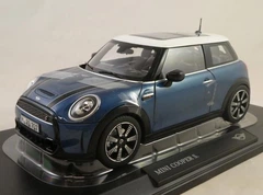 Модель автомобіля MINI Cooper S (F56) Island Blue, Scale 1:18