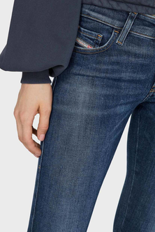 A6ページ Жіночі сині джинси SLANDY-LOW Diesel 25-32 00SGSQ 009ZX