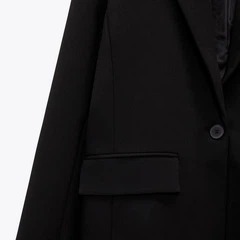 Куртка женская Zara 4432/746 M Черная (04432746800037