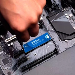Накопичувач SSD M.2 NVMe 1TB WD Blue SN5000 3D TLC (WDS100T4B0E