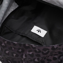 Рюкзак спортивный 18.7 л вмещает формат А4 Adidas Leopard Classic
