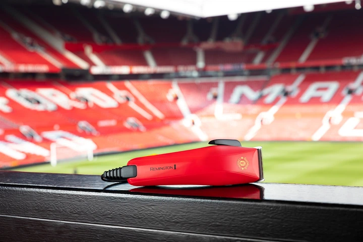 Maszynka do strzyżenia włosów REMINGTON HC5038 Color Cut Manchester United - obraz 9
