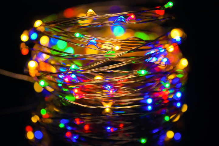 Гирлянда светодиодная нить 5 м 50 led разноцветная RGB на батарейках ...