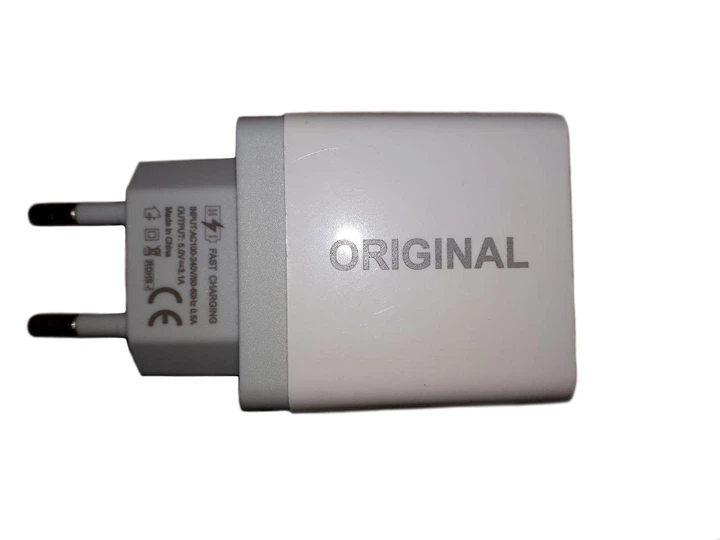 Зарядное устройство адаптер 220В CX QC03 5740 с 2 USB и LED дисплеем - изображение 3