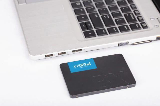 SSD диск Crucial BX500 240GB 2.5" SATAIII 3D NAND TLC (CT240BX500SSD1) - зображення 4