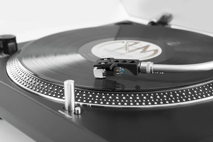 Програвач вінілу TechniSat TechniPlayer LP 300 (0000/9413) - зображення 10