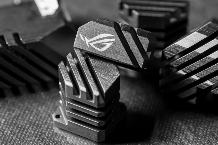Блок питания Asus ROG Thor 1200W (ROG-THOR-1200P) – фото, отзывы