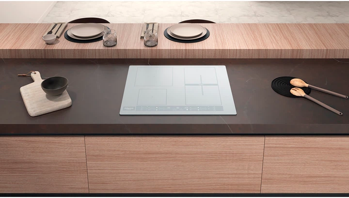 Варильна поверхня індукційна Hotpoint Ariston HB 8460B NE/W (8050147582008) - зображення 8