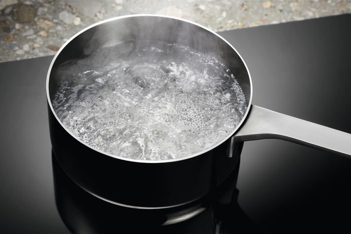 Варильна поверхня індукційна Electrolux EIS8648 - зображення 3