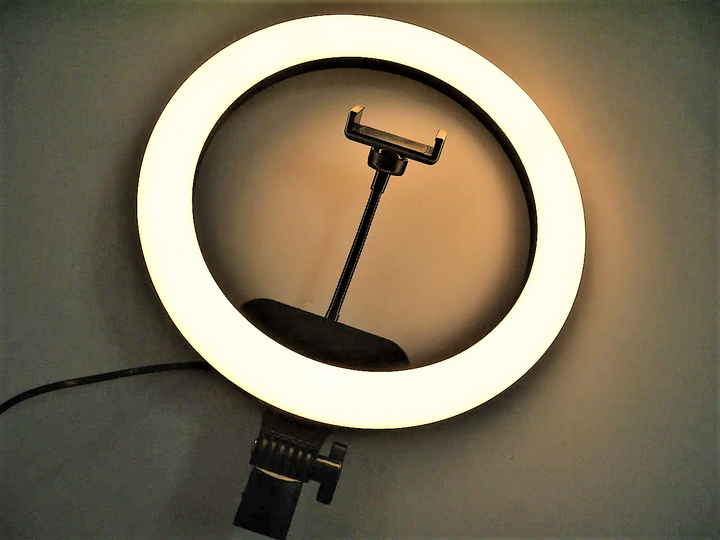 Кольцевая LED лампа селфи подсветка набор блогера Ring Light AL-360 36см 220V с 1 креплением для телефона + пульт - Фото 2 Кольцевая LED лампа селфи подсветка набор блогера Ring Light AL-360 36см 220V с 1 креплением для телефона + пульт - изображение 2