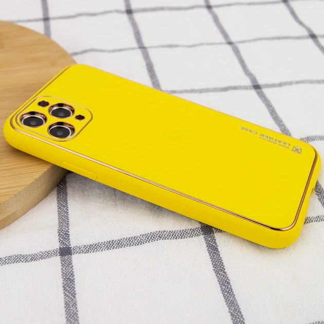 Шкіряний чохол Xshield для Apple iPhone 12 Pro Max (6.7") Жовтий / Yellow Без бренду - зображення 2