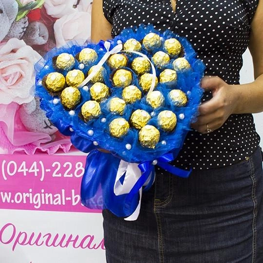Доставка цветов и конфет в Москве круглосуточно от интернет-магазина 