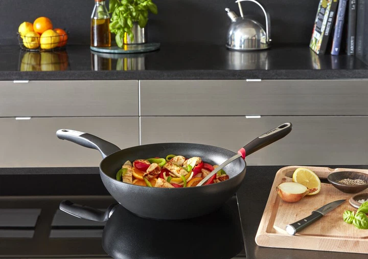 Patelnia WOK Tefal Unlimited 28 cm (G2551972) - obraz 6