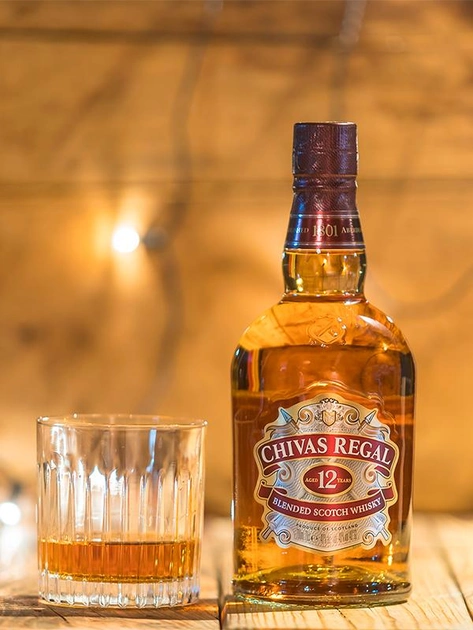Виски Chivas Regal 1 л 12 лет выдержки 40% в подарочной упаковке (080432400432) - изображение 2