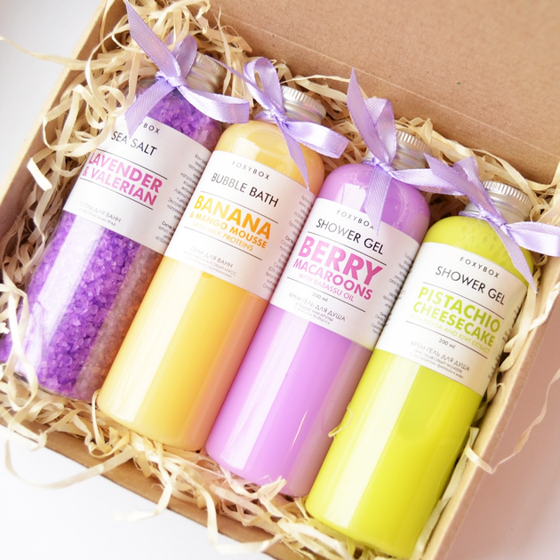 Подарочный набор для женщины косметический FoxyBox Фан радуга – фото ...