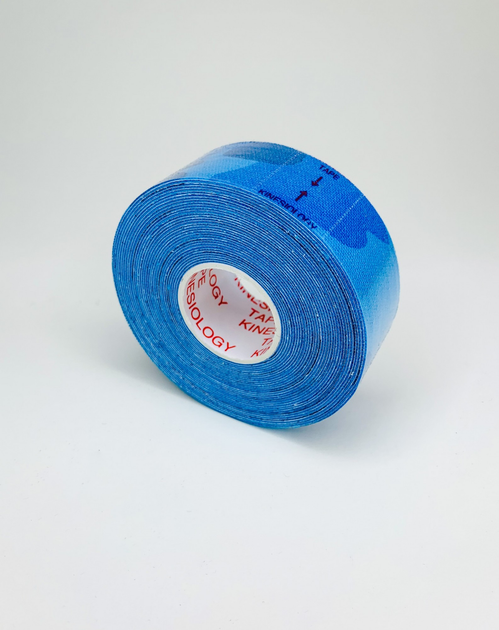 Тейп кинезио FamousCare 2.5 см, синий камуфляж - изображение 2