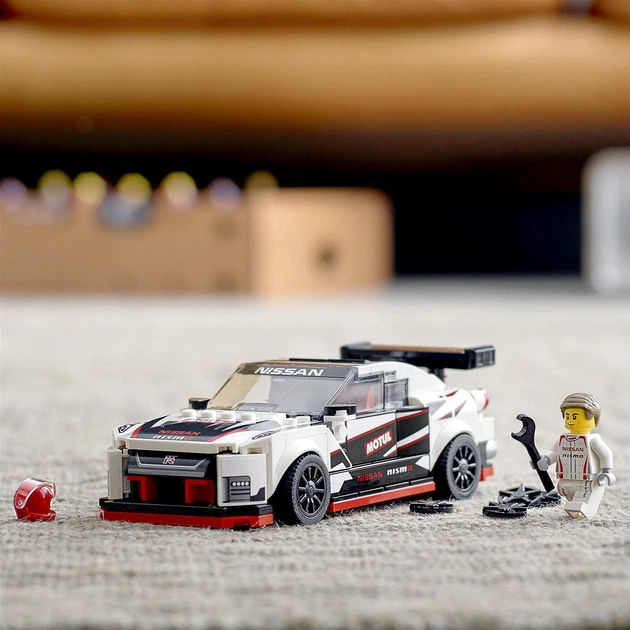 Конструктор LEGO Speed Champions Nissan GT-R NISMO 298 деталей