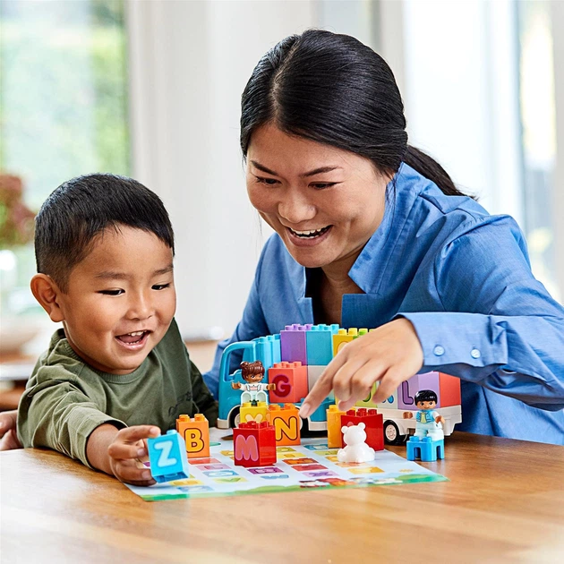 Zestaw klocków LEGO DUPLO My First Ciężarówka Alfabet 36 elementów (10915) - obraz 3