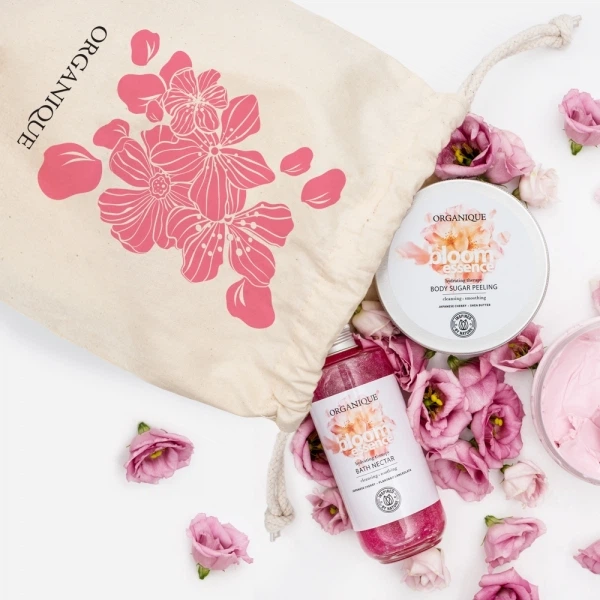 Відновлювальний сахарний пілінг для тіла Organique Bloom Essence 200мл 325110 - зображення 4