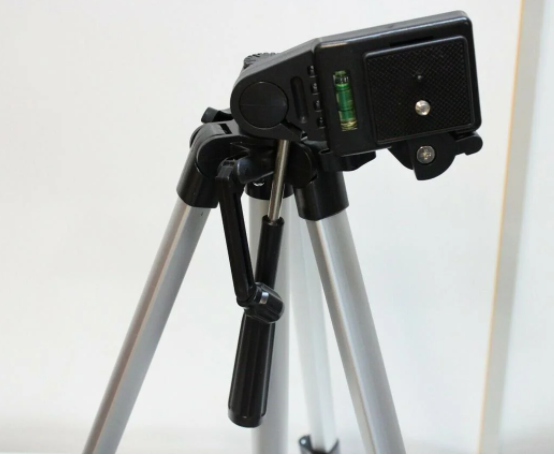 Штатив (тринога) Tripod 330A для телефону та камери 134 см + Чохол - Фото 6 Штатив (тринога) Tripod 330A для телефону та камери 134 см + Чохол - зображення 6