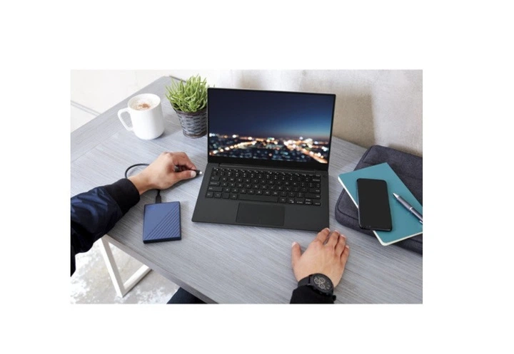 Внешний жесткий диск WD 5TB My Passport Ultra (Blue), USB-C and USB 3.1 Compatible (WDBFTM0050BBL-WESN) - изображение 6