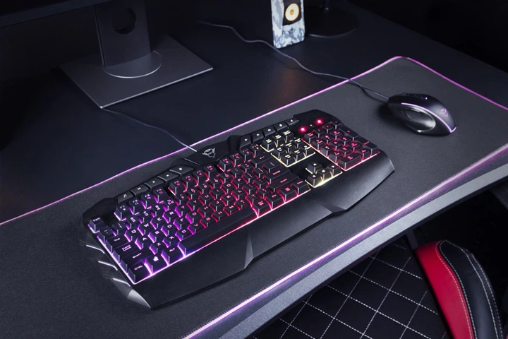 Клавиатура проводная Trust GXT 881 ODYSS Semi-Mech Keyboard USB