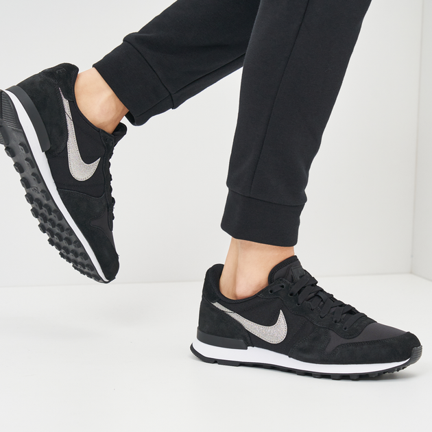 Nike best sale internationalist wmns